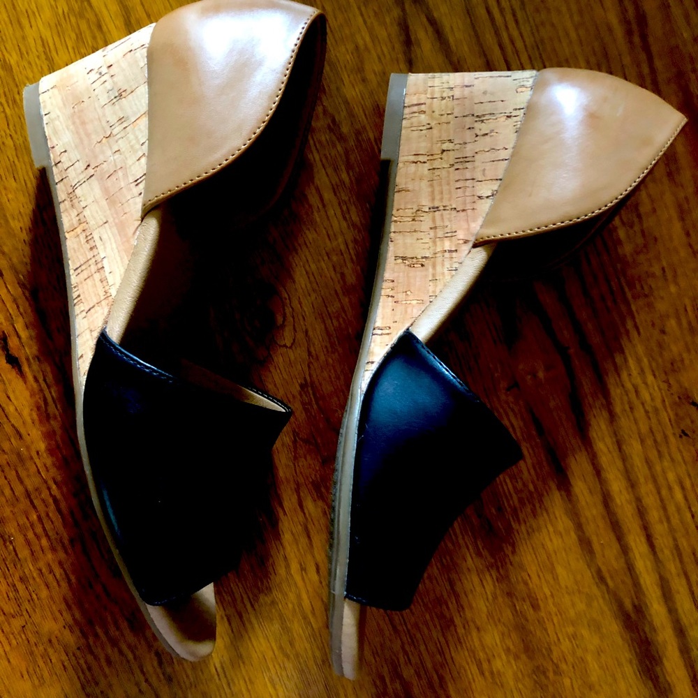 Royu two tone wedges